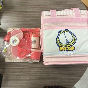 Vintage Garfield Baby Pink Diaper Bag Set w/ Accessories – Rare PAWS Bundle